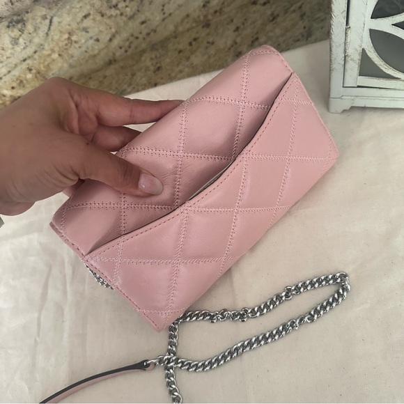 New TORY BURCH WILLA GLAZED CHAIN WALLET Rose pink - Picture 5 of 8